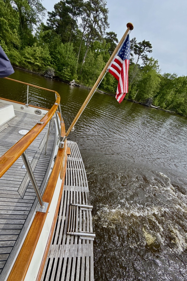 Grand Banks-Classic 1997-TUMBLEWEED Chesapeake-Virginia-United States-Swim Platform-6124260 | Thumbnail