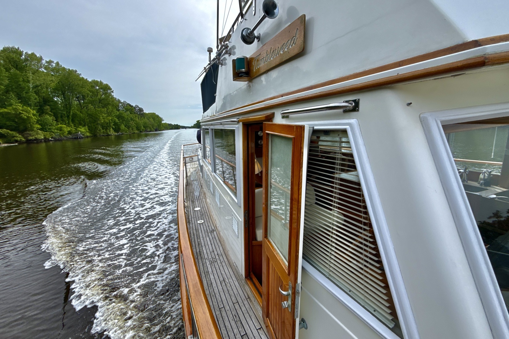 Grand Banks-Classic 1997-TUMBLEWEED Chesapeake-Virginia-United States-Starboard Deck-6124261 | Thumbnail