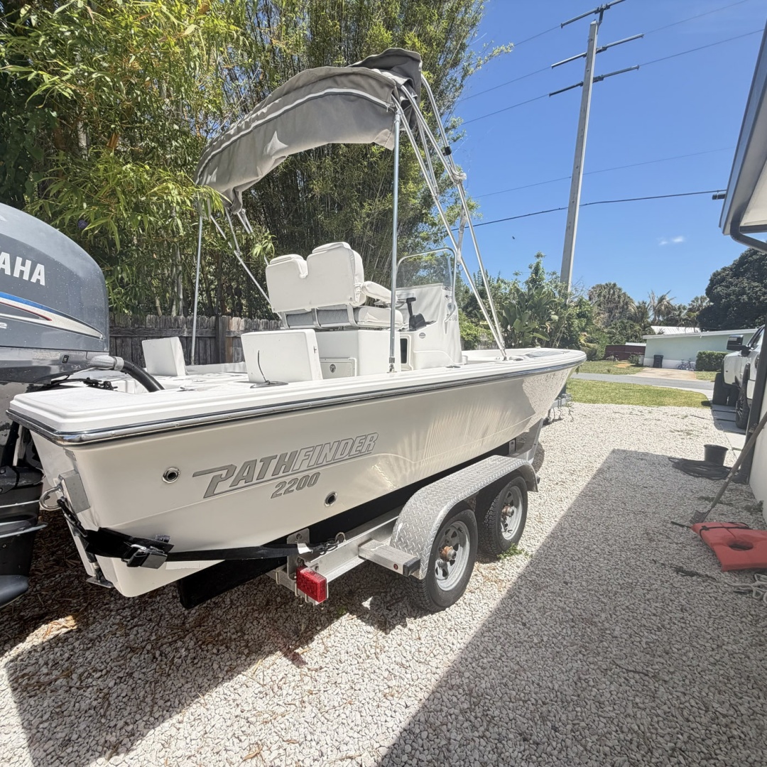 Pathfinder-2200 2012 -Stuart-Florida-United States-6124162 | Thumbnail