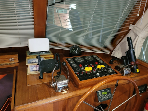 DeFever-Offshore Cruiser 1990-Miss Genny Chesapeake-Virginia-United States-6158501