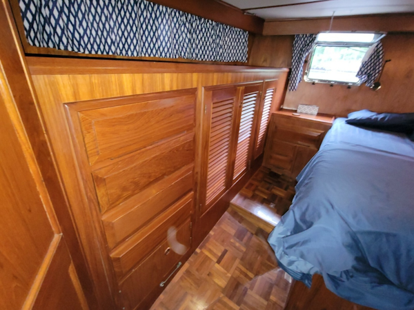 DeFever-Offshore Cruiser 1990-Miss Genny Chesapeake-Virginia-United States-6158506