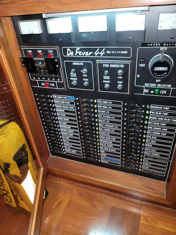 DeFever-Offshore Cruiser 1990-Miss Genny Chesapeake-Virginia-United States-6158531