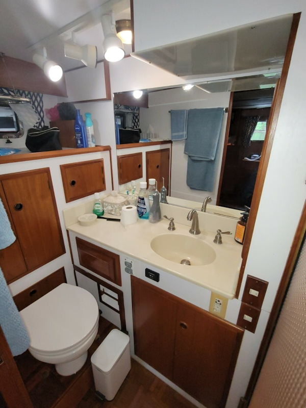 DeFever-Offshore Cruiser 1990-Miss Genny Chesapeake-Virginia-United States-6158509