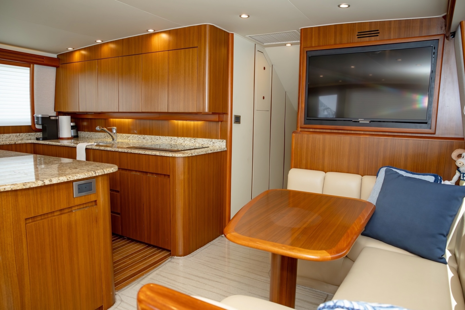 Viking-Convertible 2008-DEBS JEM North Palm Beach-Florida-United States-Viking 60 DEBS JEM  Dinette & Galley-6135943 | Thumbnail