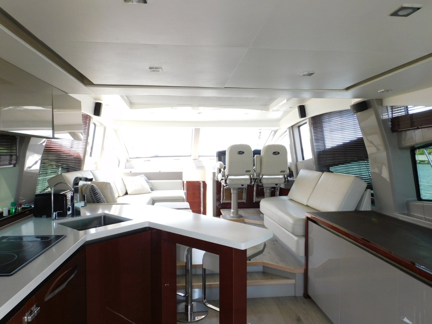 Sea Ray-550L 2019-AT LAST Daytona Beach-Florida-United States-6135498 | Thumbnail