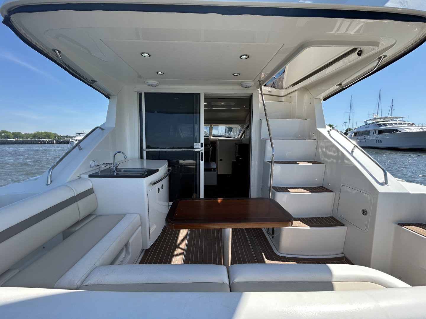 Sea Ray-450 Sedan Bridge 2012 -Norwalk-Connecticut-United States-6135793 | Thumbnail