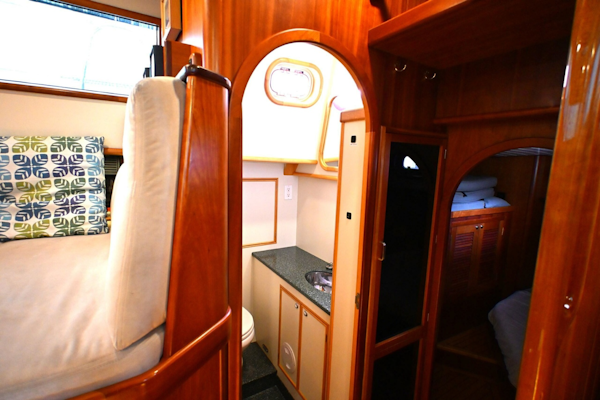 Waterline-50 2006-CALLISTI Anacortes-Washington-United States-6136157
