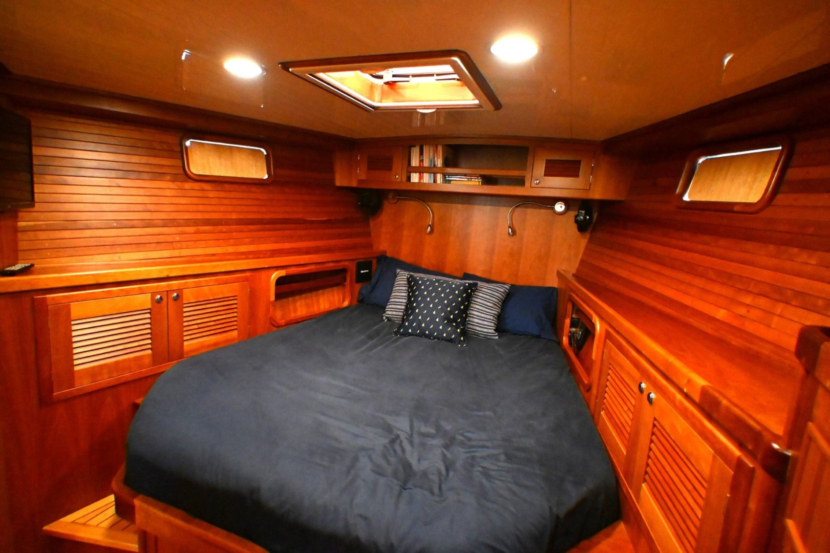 Waterline-50 2006-CALLISTI Anacortes-Washington-United States-6136174 | Thumbnail