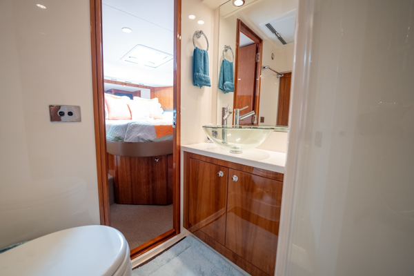 Riviera-5000 Sport Yacht 2016 -Miami Beach-Florida-United States-6253262