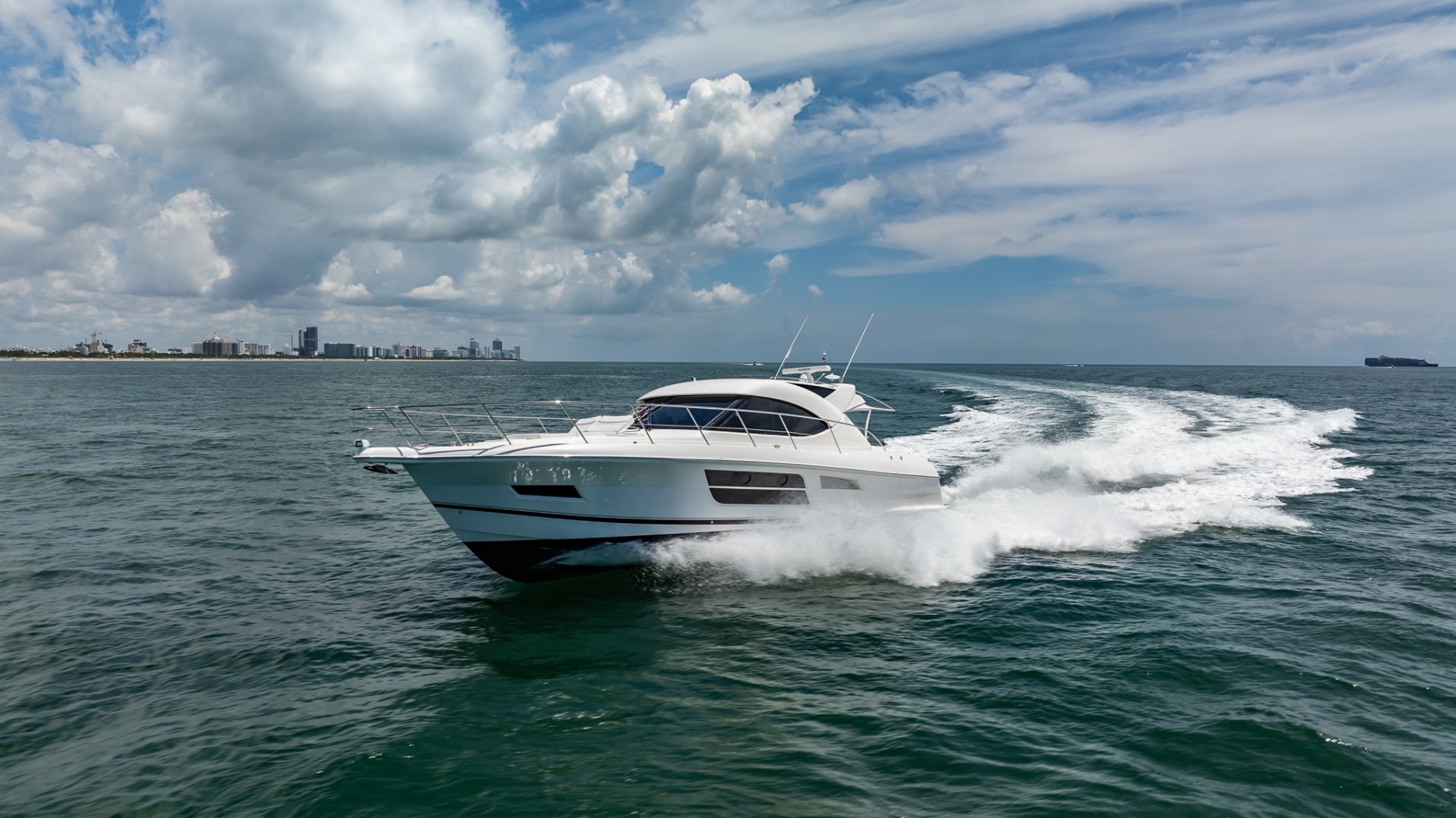 Riviera-5000 Sport Yacht 2016 -Miami Beach-Florida-United States-6253189 | Thumbnail