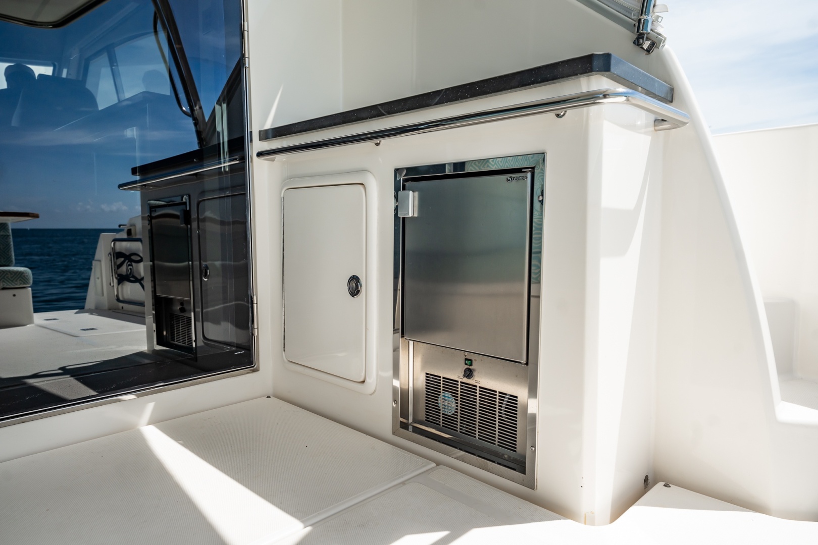Riviera-5000 Sport Yacht 2016 -Miami Beach-Florida-United States-6253227 | Thumbnail