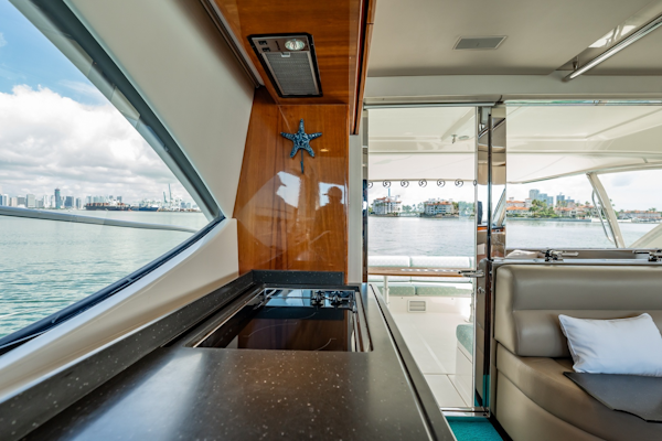 Riviera-5000 Sport Yacht 2016 -Miami Beach-Florida-United States-6253259