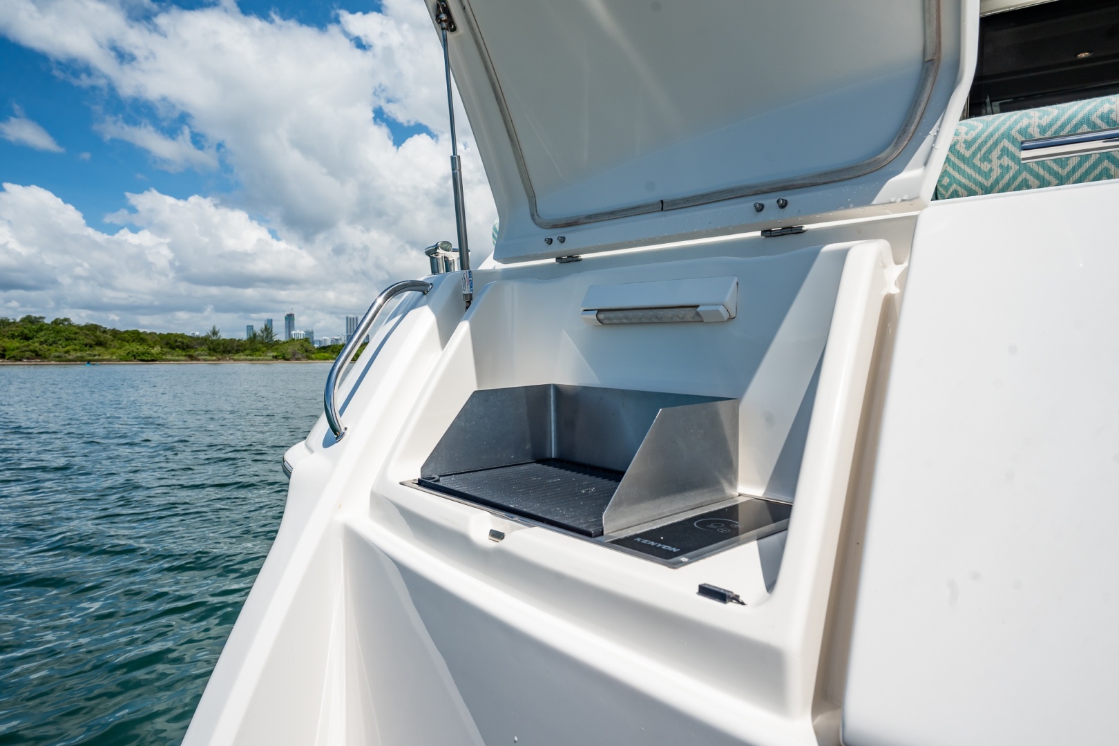 Riviera-5000 Sport Yacht 2016 -Miami Beach-Florida-United States-6253230 | Thumbnail