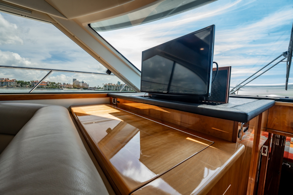 Riviera-5000 Sport Yacht 2016 -Miami Beach-Florida-United States-6253260