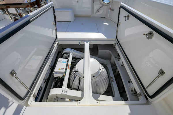 Viking-80 Convertible 2019-LAMPLIGHTER North Palm Beach-Florida-United States-Viking 80  LAMPLIGHTER  Cockpit-6141819