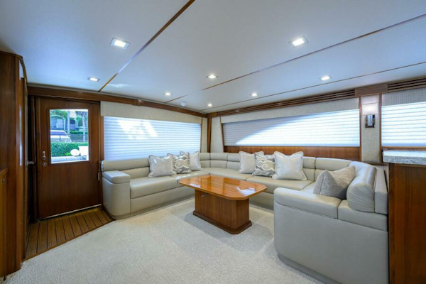 Viking-80 Convertible 2019-LAMPLIGHTER North Palm Beach-Florida-United States-Viking 80  LAMPLIGHTER  Salon-6141781