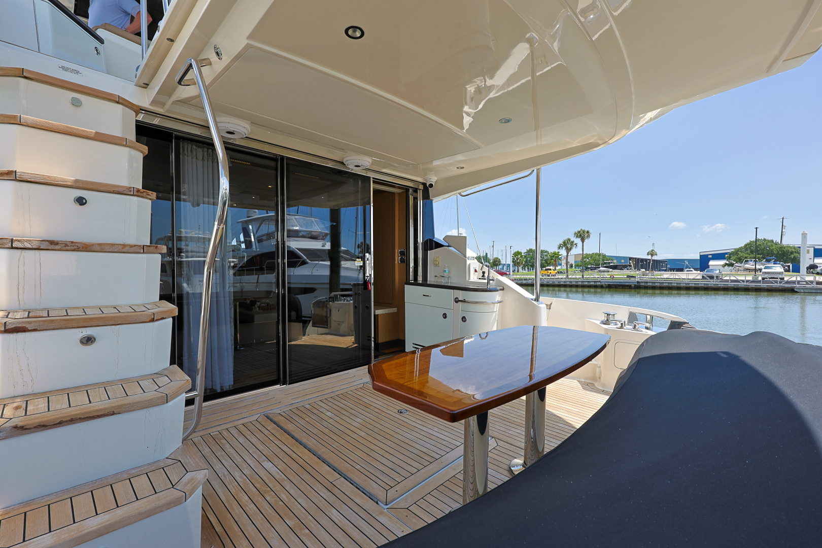 Sea Ray-L650 Fly 2017 -Seabrook-Texas-United States-6142903 | Thumbnail