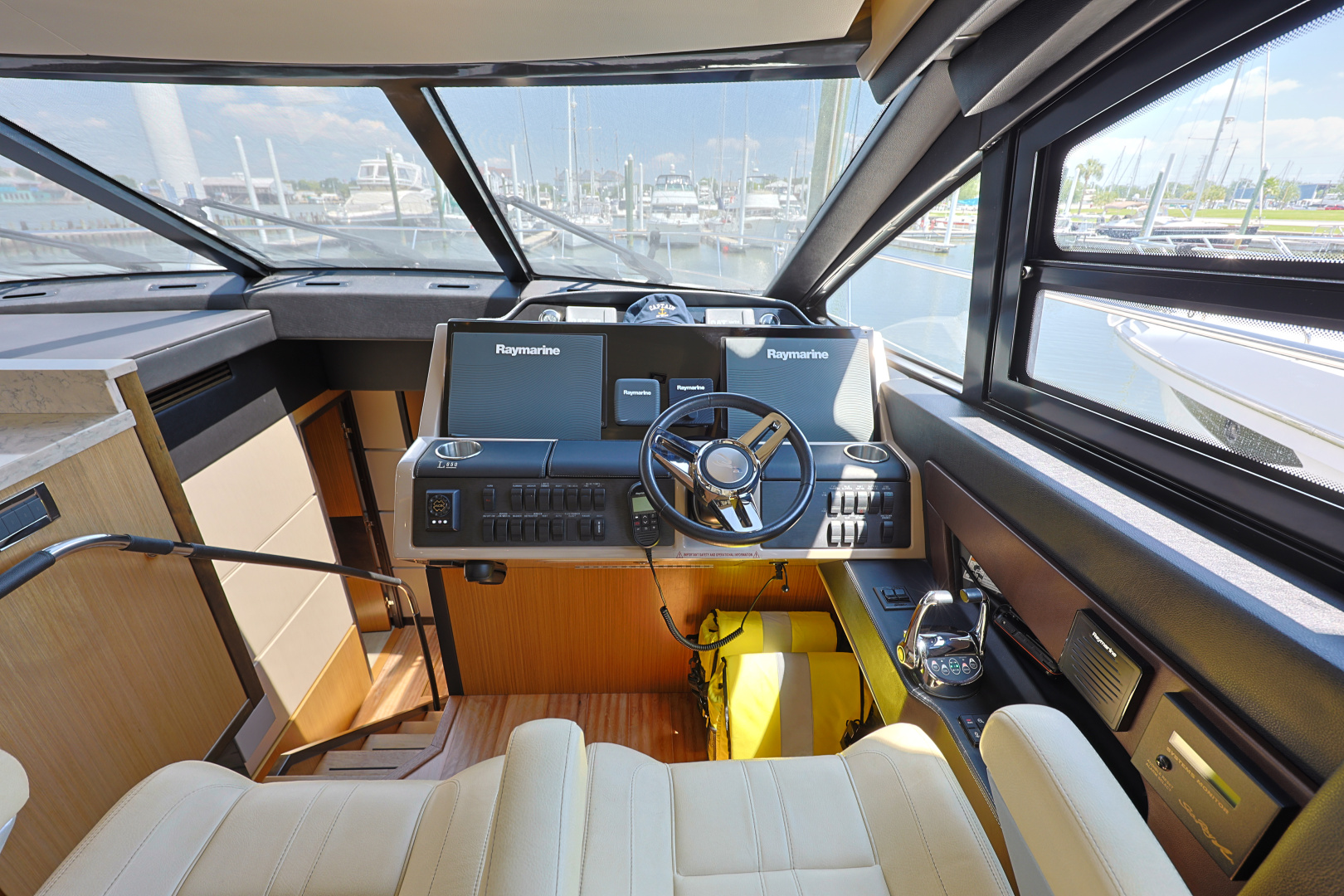Sea Ray-L650 Fly 2017 -Seabrook-Texas-United States-6142909 | Thumbnail