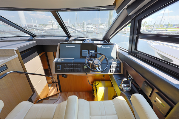Sea Ray-L650 Fly 2017 -Seabrook-Texas-United States-6142909