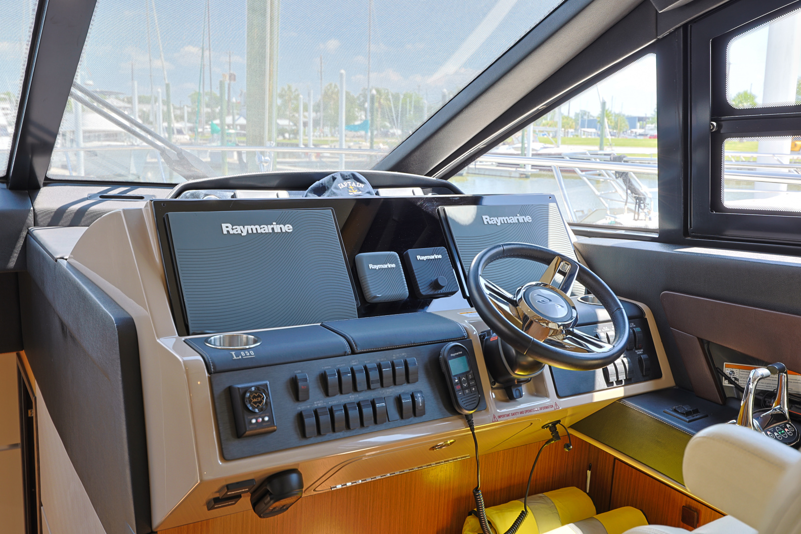 Sea Ray-L650 Fly 2017 -Seabrook-Texas-United States-6142908 | Thumbnail