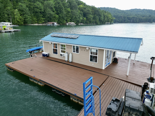 Custom-13 x 29 Floating Cabin Approx 377sqft 2008 -Norris Lake-Tennessee-United States-6145669