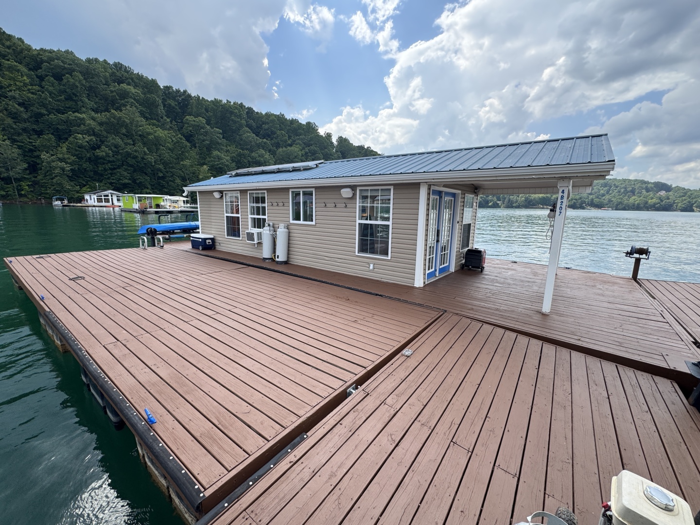 Custom-13 x 29 Floating Cabin Approx 377sqft 2008 -Norris Lake-Tennessee-United States-6145725 | Thumbnail