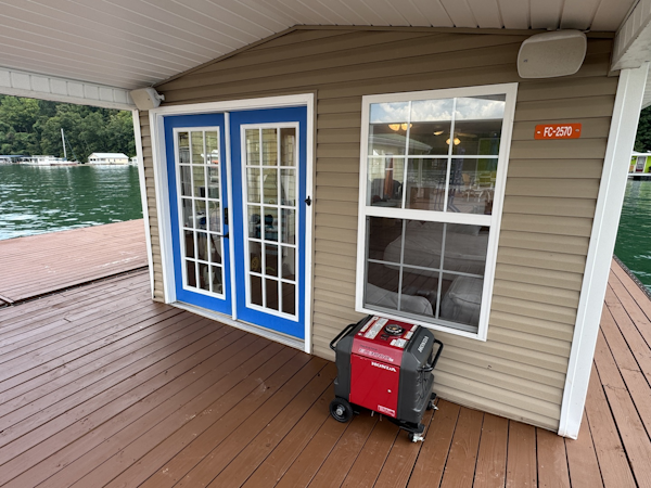 Custom-13 x 29 Floating Cabin Approx 377sqft 2008 -Norris Lake-Tennessee-United States-6145689