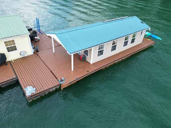 Custom-13 x 29 Floating Cabin Approx 377sqft 2008 -Norris Lake-Tennessee-United States-6145676