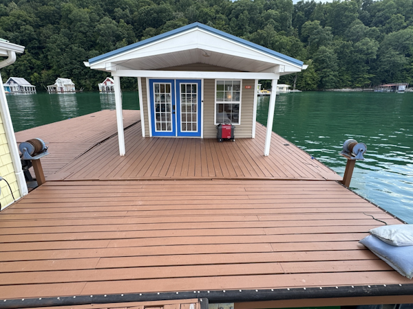 Custom-13 x 29 Floating Cabin Approx 377sqft 2008 -Norris Lake-Tennessee-United States-6145686
