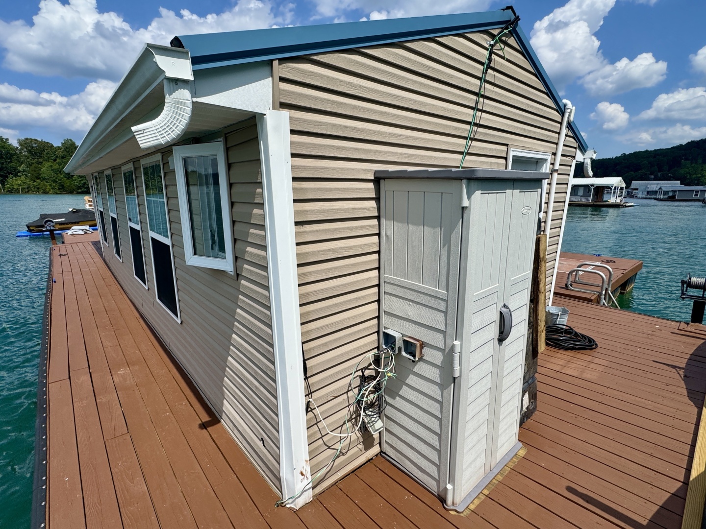 Custom-13 x 29 Floating Cabin Approx 377sqft 2008 -Norris Lake-Tennessee-United States-6145721 | Thumbnail