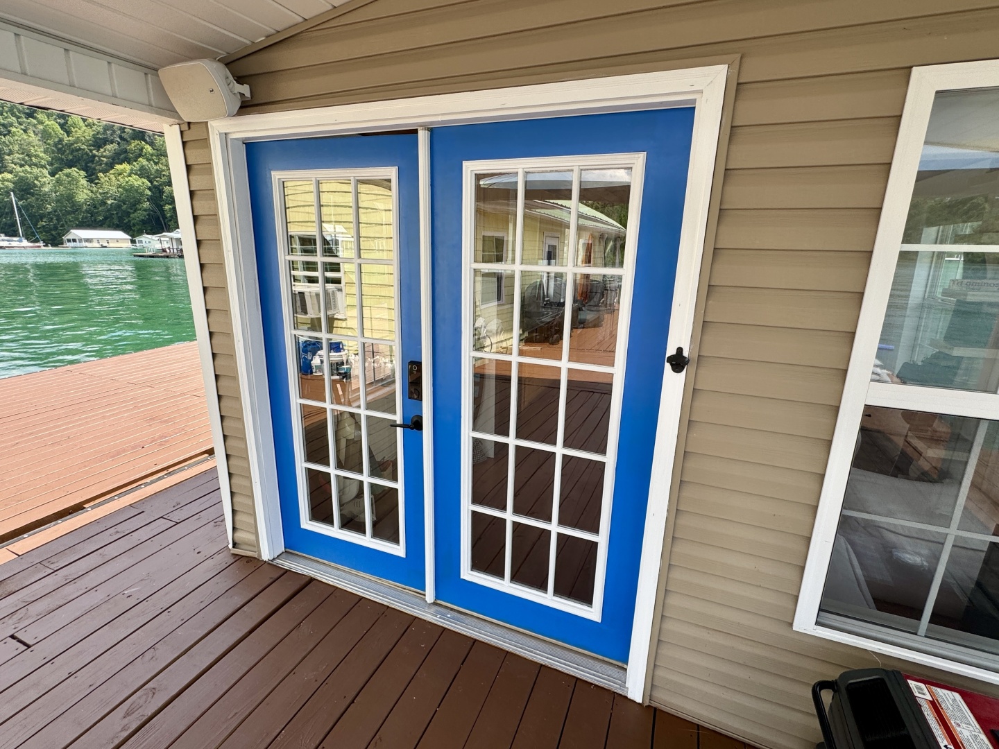 Custom-13 x 29 Floating Cabin Approx 377sqft 2008 -Norris Lake-Tennessee-United States-6145690 | Thumbnail