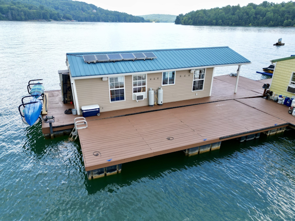 Custom-13 x 29 Floating Cabin Approx 377sqft 2008 -Norris Lake-Tennessee-United States-6145681