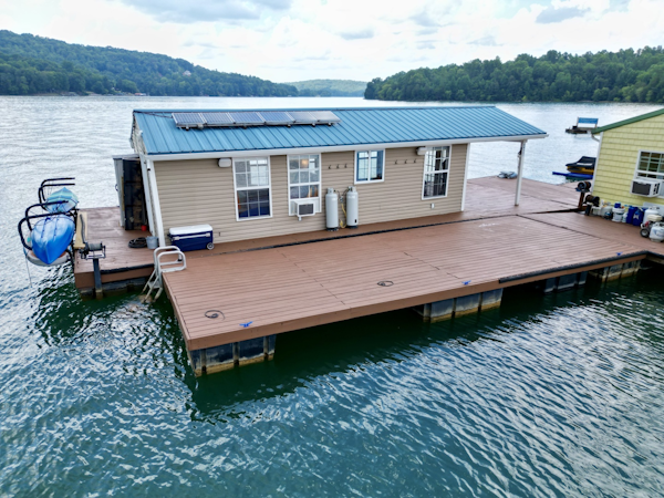 Custom-13 x 29 Floating Cabin Approx 377sqft 2008 -Norris Lake-Tennessee-United States-6145742