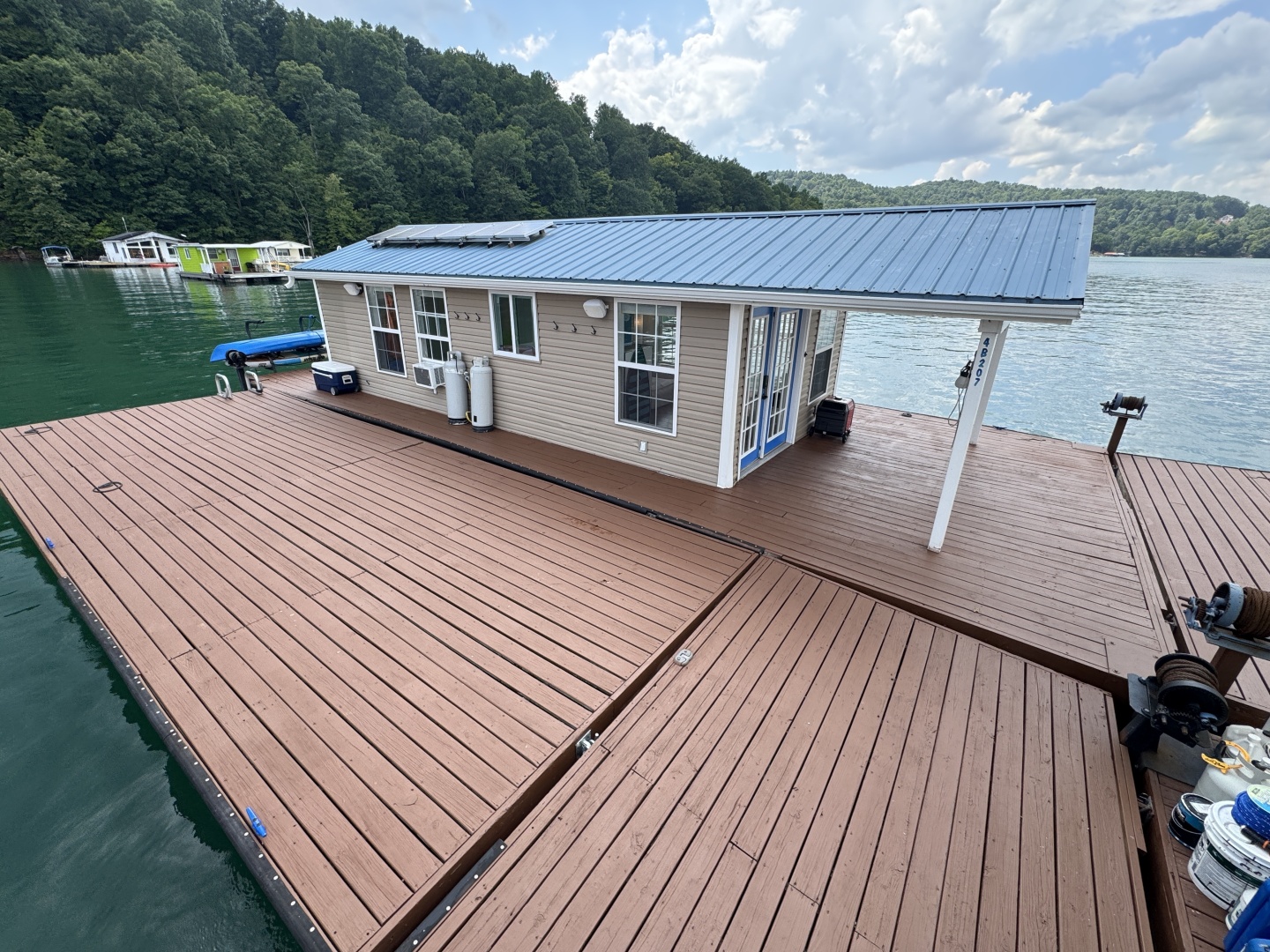 Custom-13 x 29 Floating Cabin Approx 377sqft 2008 -Norris Lake-Tennessee-United States-6145684 | Thumbnail
