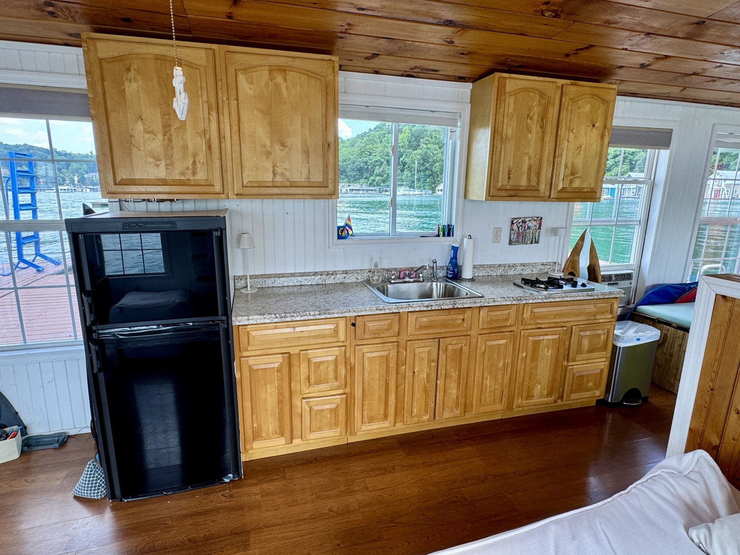 Custom-13 x 29 Floating Cabin Approx 377sqft 2008 -Norris Lake-Tennessee-United States-6145696 | Thumbnail