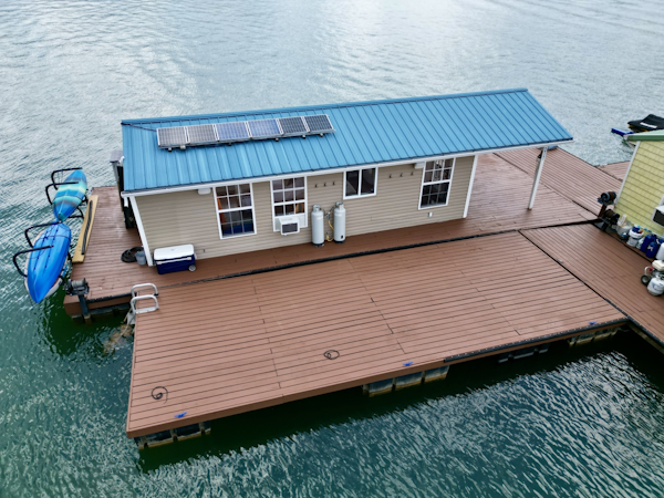 Custom-13 x 29 Floating Cabin Approx 377sqft 2008 -Norris Lake-Tennessee-United States-6145670
