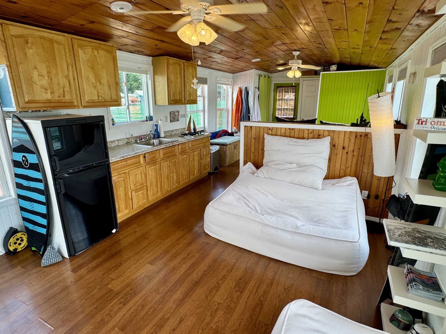 Custom-13 x 29 Floating Cabin Approx 377sqft 2008 -Norris Lake-Tennessee-United States-6145695 | Thumbnail
