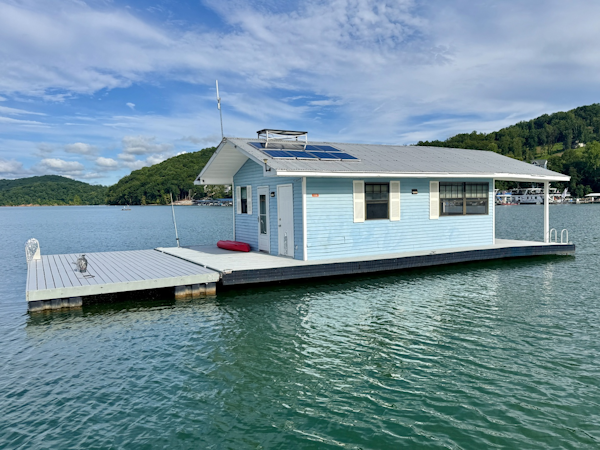 Custom-18 x 24 Off-Grid Floating Cabin Approx 385sqft 1978 -Norris Lake-Tennessee-United States-6145859