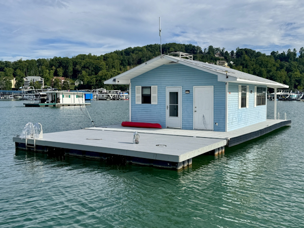 Custom-18 x 24 Off-Grid Floating Cabin Approx 385sqft 1978 -Norris Lake-Tennessee-United States-6145850