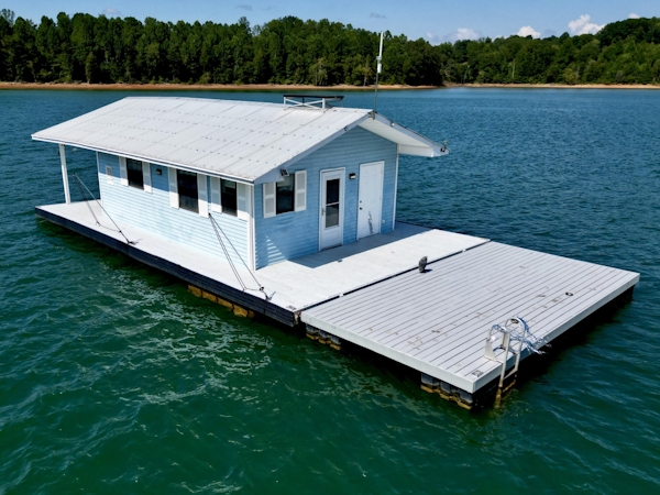 Custom-18 x 24 Off-Grid Floating Cabin Approx 385sqft 1978 -Norris Lake-Tennessee-United States-6145747