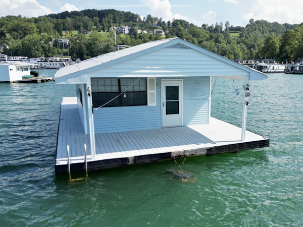 Custom-18 x 24 Off-Grid Floating Cabin Approx 385sqft 1978 -Norris Lake-Tennessee-United States-6145755