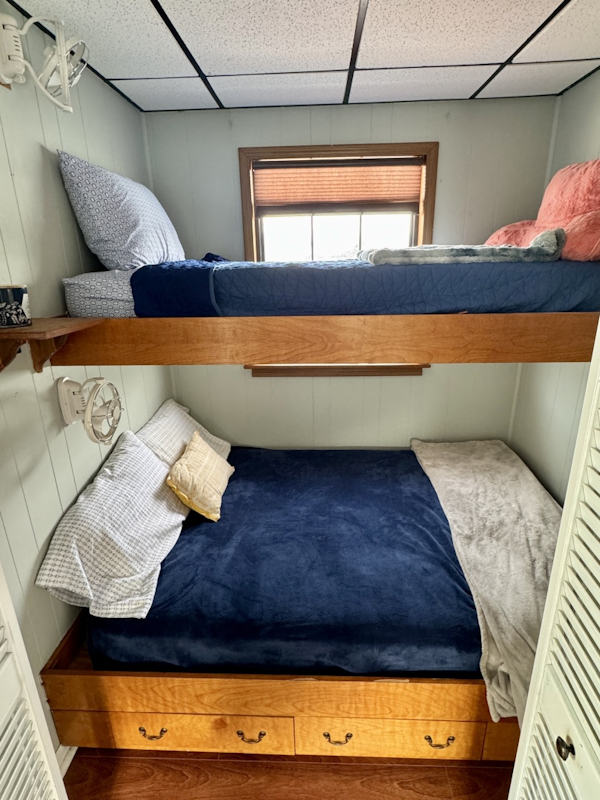 Custom-18 x 24 Off-Grid Floating Cabin Approx 385sqft 1978 -Norris Lake-Tennessee-United States-6145771