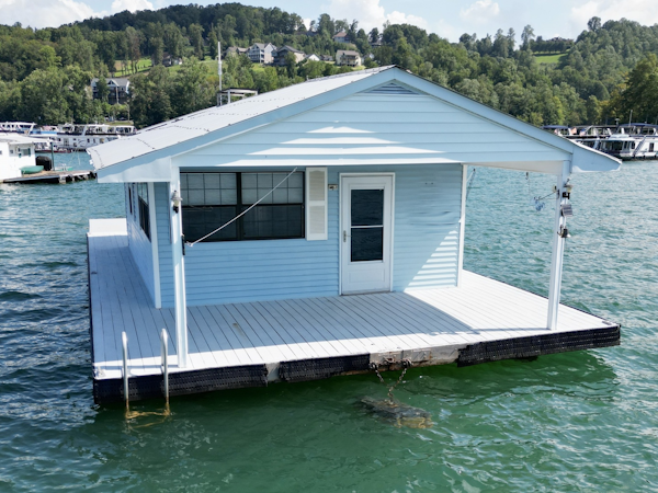 Custom-18 x 24 Off-Grid Floating Cabin Approx 385sqft 1978 -Norris Lake-Tennessee-United States-6145757