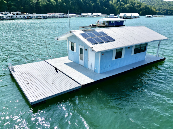 Custom-18 x 24 Off-Grid Floating Cabin Approx 385sqft 1978 -Norris Lake-Tennessee-United States-6145750
