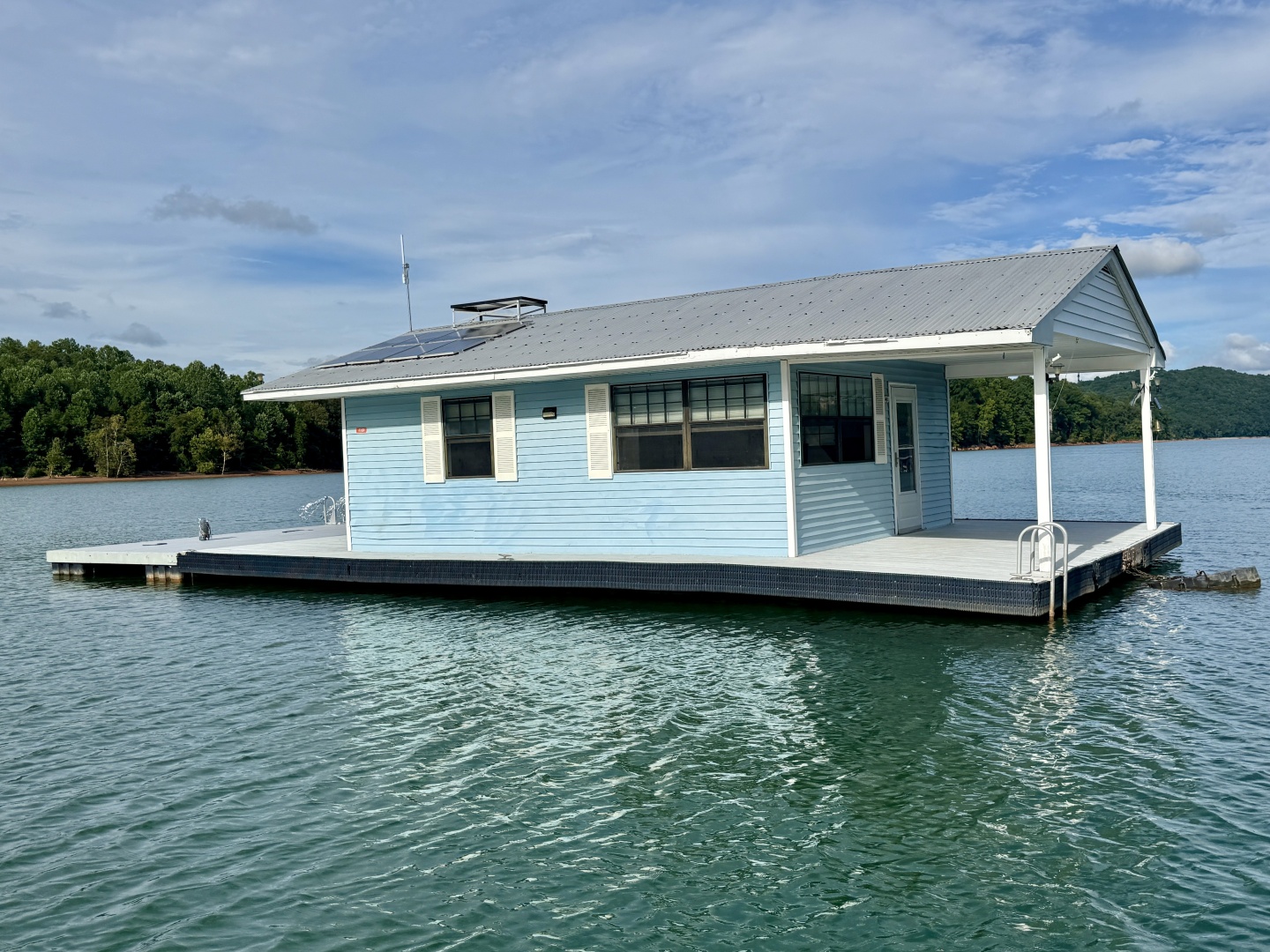 Custom-18 x 24 Off-Grid Floating Cabin Approx 385sqft 1978 -Norris Lake-Tennessee-United States-6145856 | Thumbnail