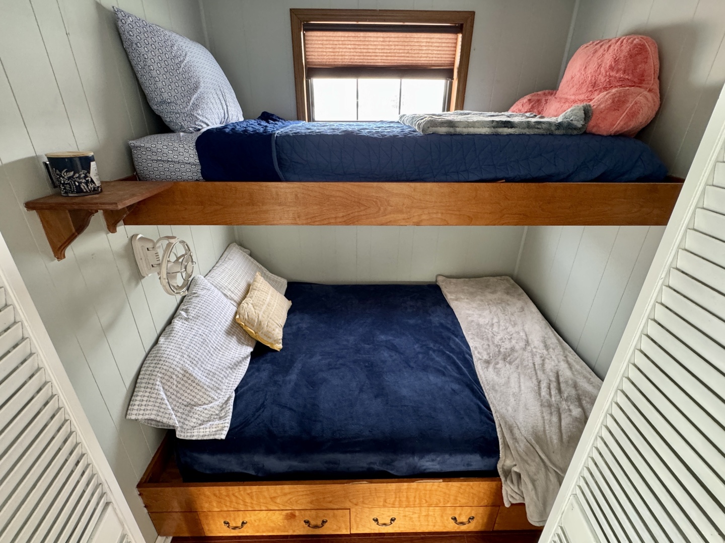 Custom-18 x 24 Off-Grid Floating Cabin Approx 385sqft 1978 -Norris Lake-Tennessee-United States-6145772 | Thumbnail