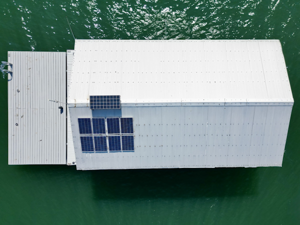 Custom-18 x 24 Off-Grid Floating Cabin Approx 385sqft 1978 -Norris Lake-Tennessee-United States-6145860
