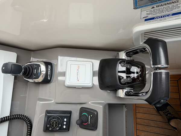 Pursuit-SC 365i Sport Coupe 2016-Lorimar Portsmouth-Rhode Island-United States-6225844