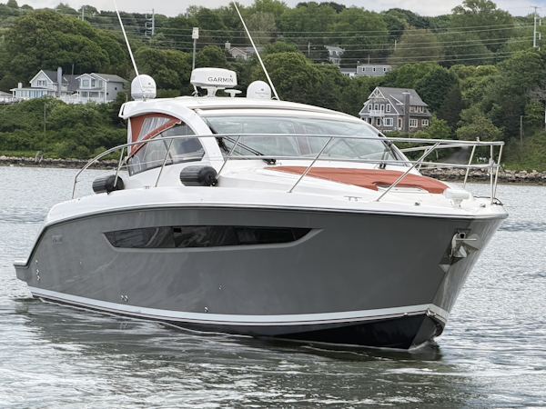 Pursuit-SC 365i Sport Coupe 2016-Lorimar Portsmouth-Rhode Island-United States-6225823