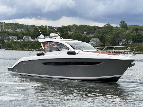 Pursuit-SC 365i Sport Coupe 2016-Lorimar Portsmouth-Rhode Island-United States-6225822